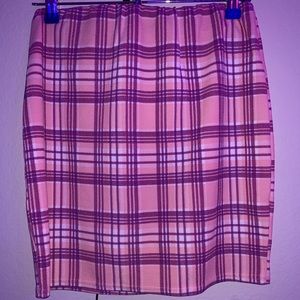 Pink and purple plaid boohoo skirt